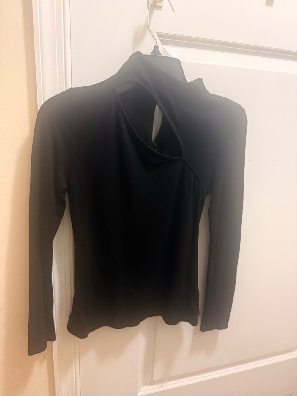 Halogen Black Long-Sleeve Mock Neck Top with Keyhole